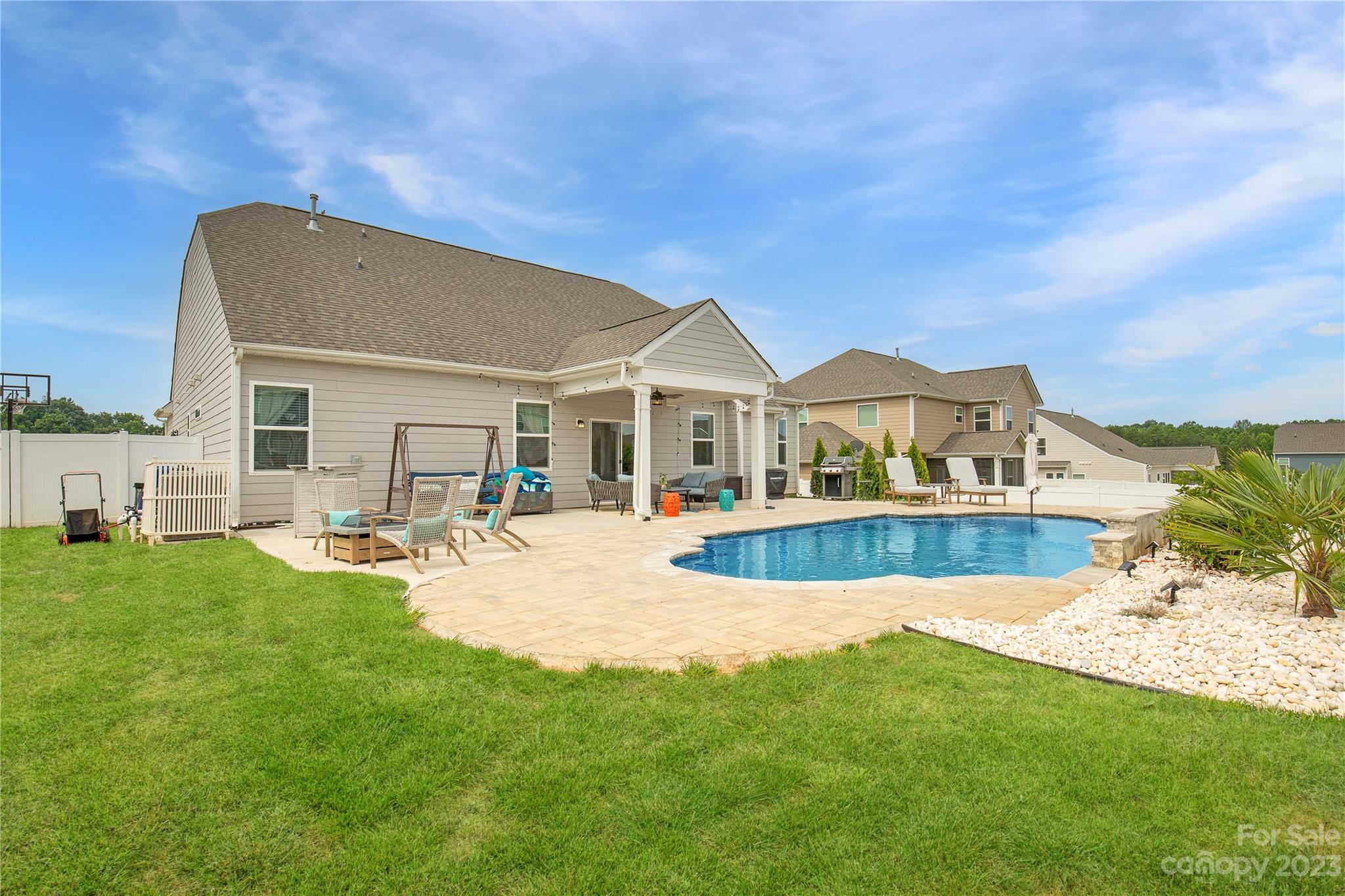 Wellesley - Residential