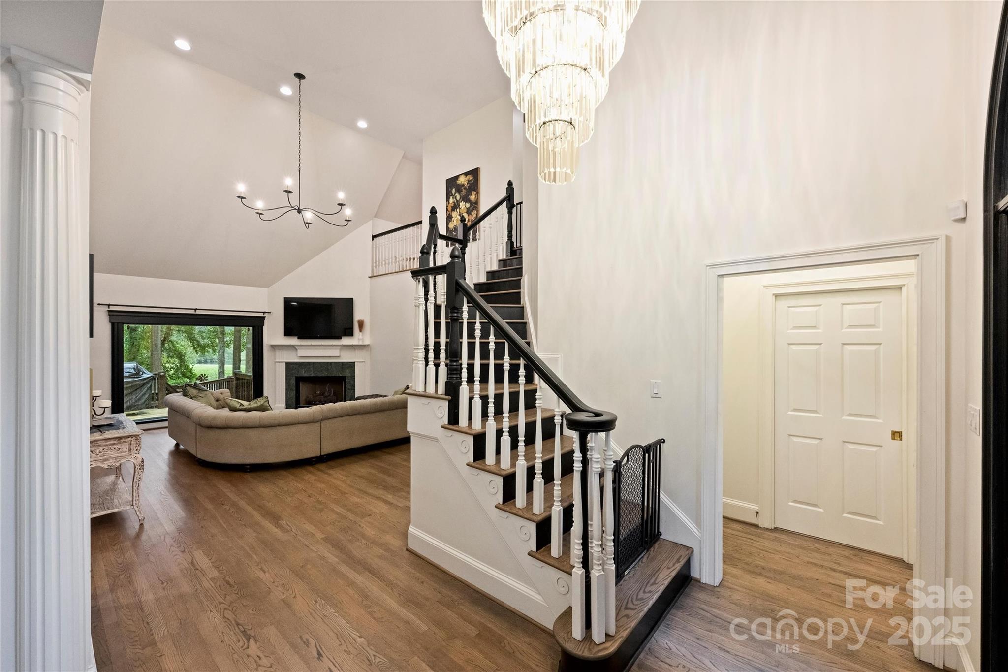 13428 Scanlan Way