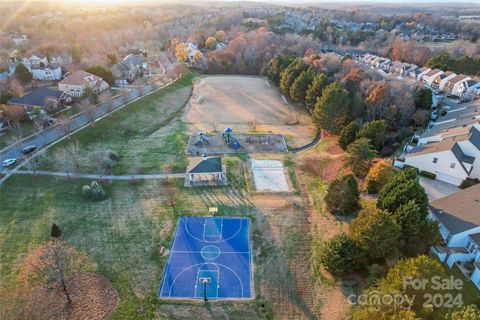 A home in Huntersville