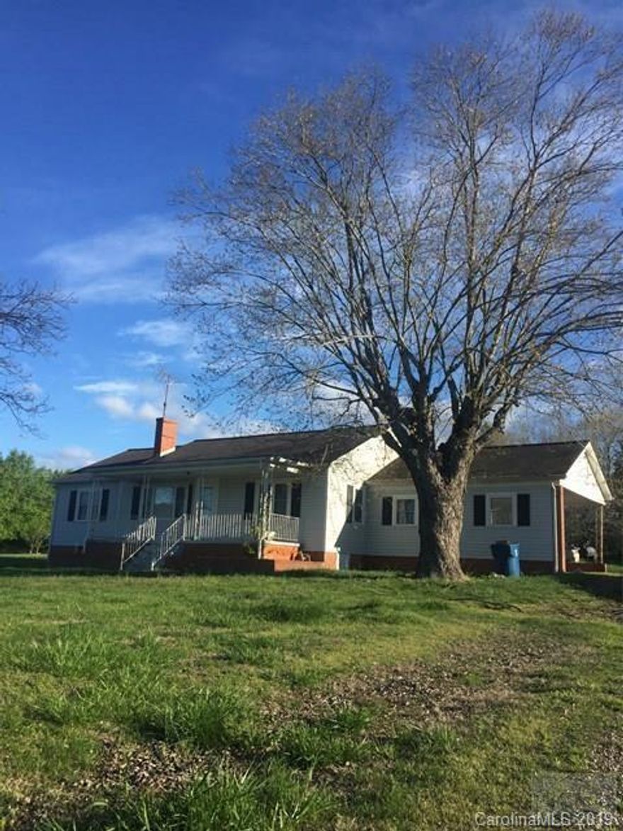 Great starter home or investor remodel in great location. Close to everything and convenient to 127! Large yard and several outbuildings. Home needs some repairs and will likely not qualify for Gov't loan.