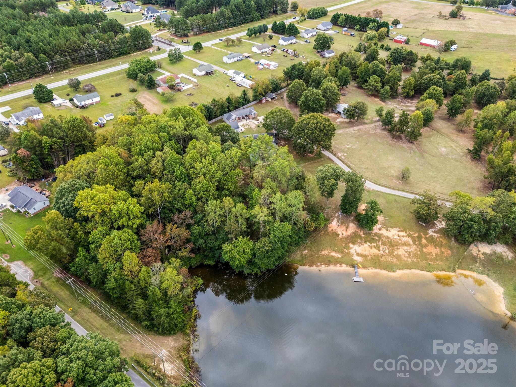 Joannas Lake - Residential