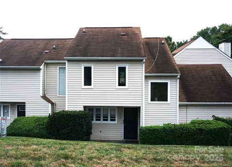 1648 Hollow Drive Charlotte NC 28212