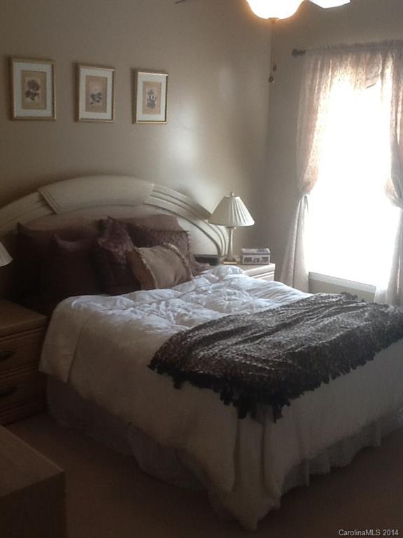 LAUREL MEADOW - Residential
