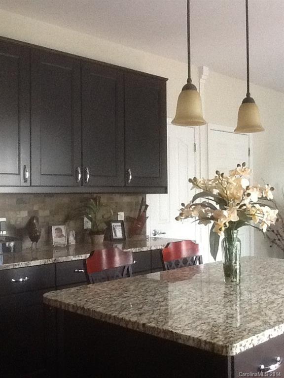 LAUREL MEADOW - Residential