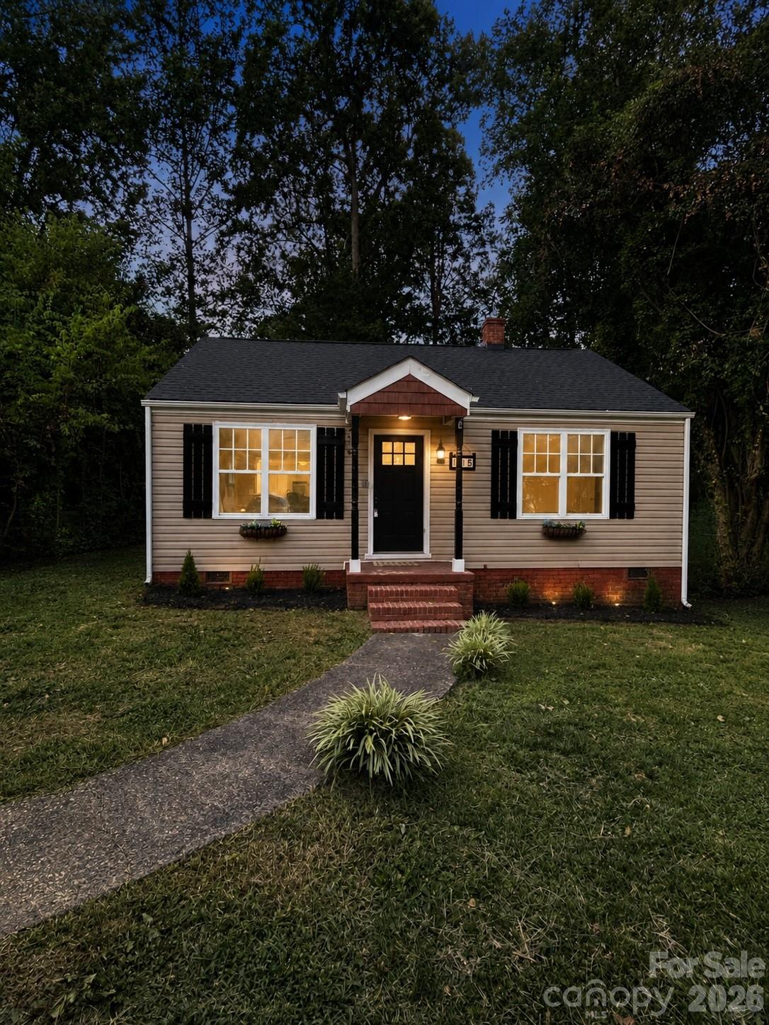 1815 Arnold Drive, Charlotte, NC, 28205