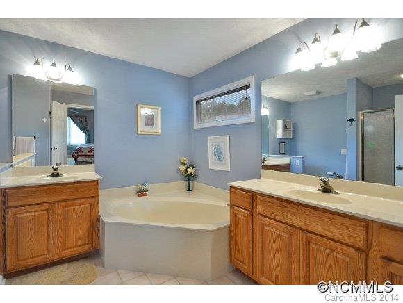 Cummings Cove - Residential