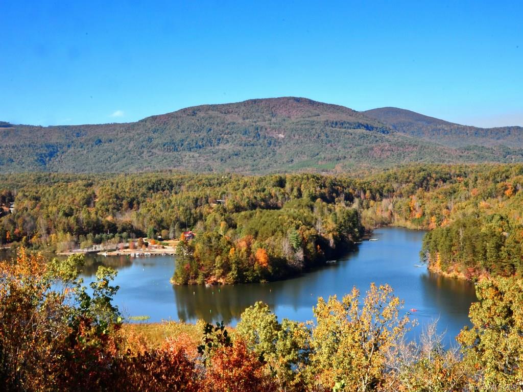 Lake Adger - Land