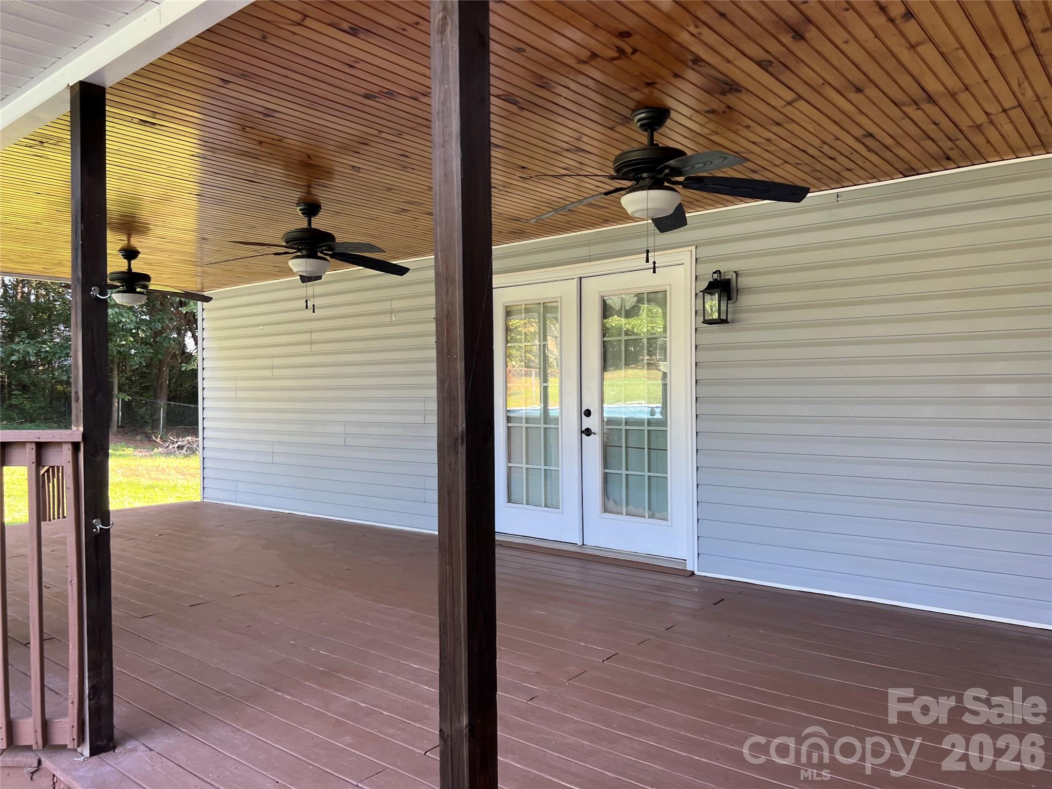 1129 Lyndsey Brooke Court