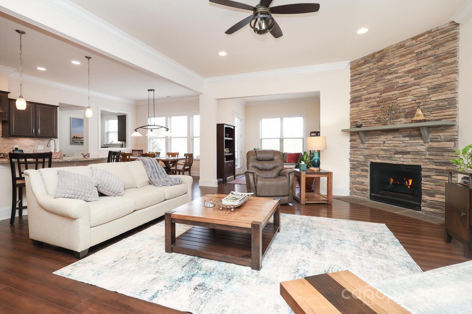 1624 Emory Oak Drive