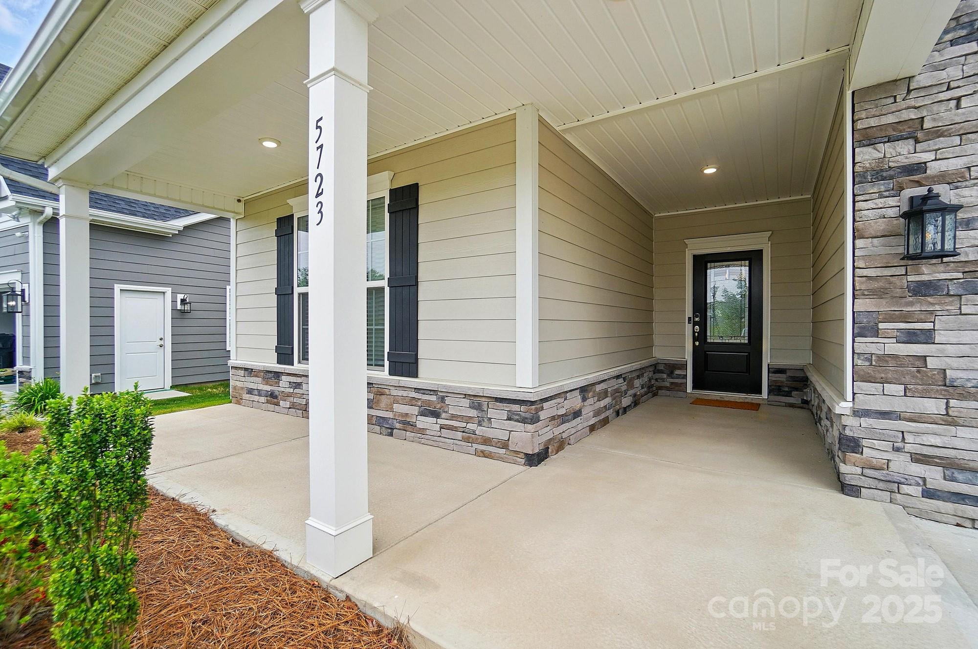 The Villas at Covington - Residential