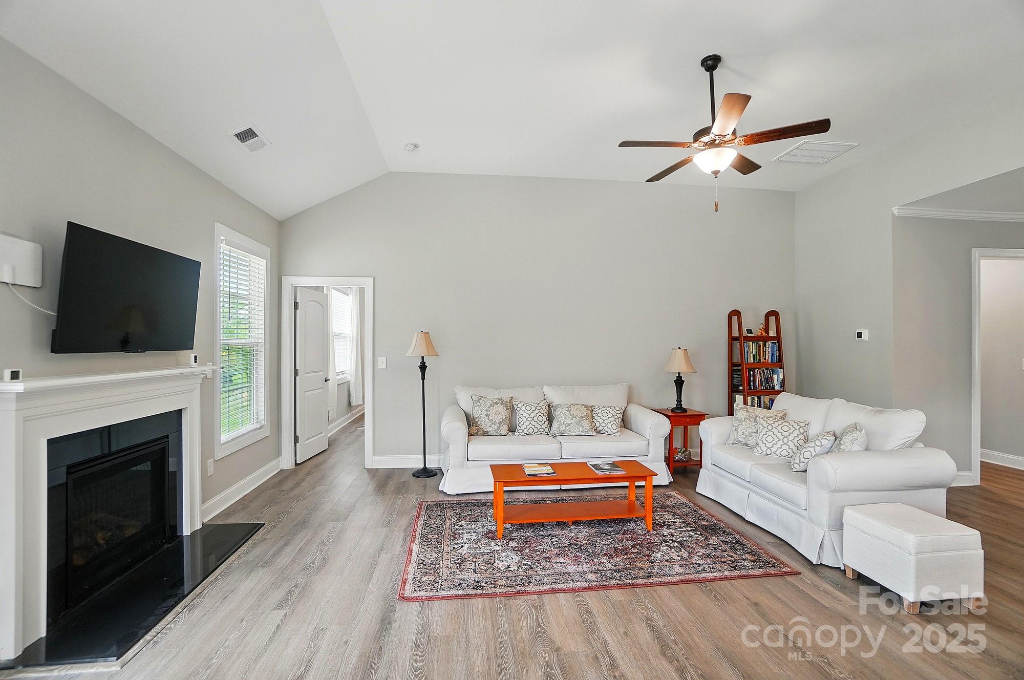 The Villas at Covington - Residential