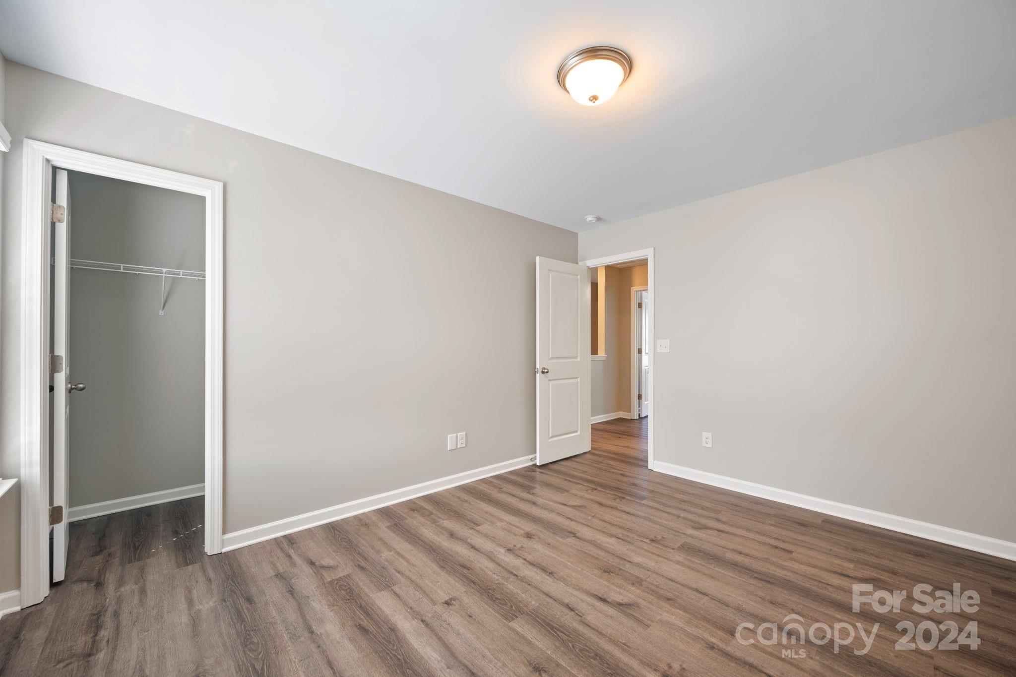 Sutton Farms - Residential