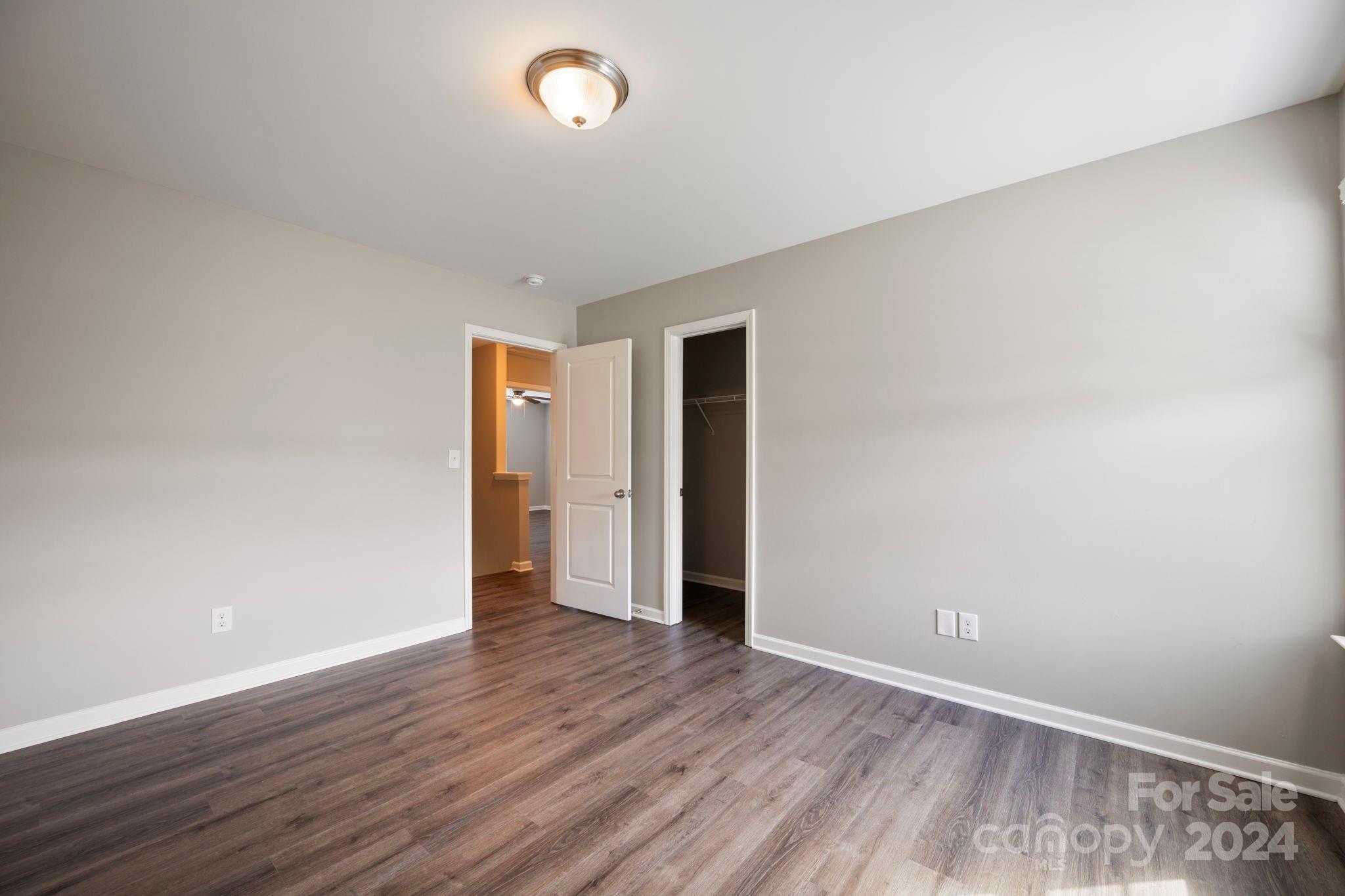 Sutton Farms - Residential