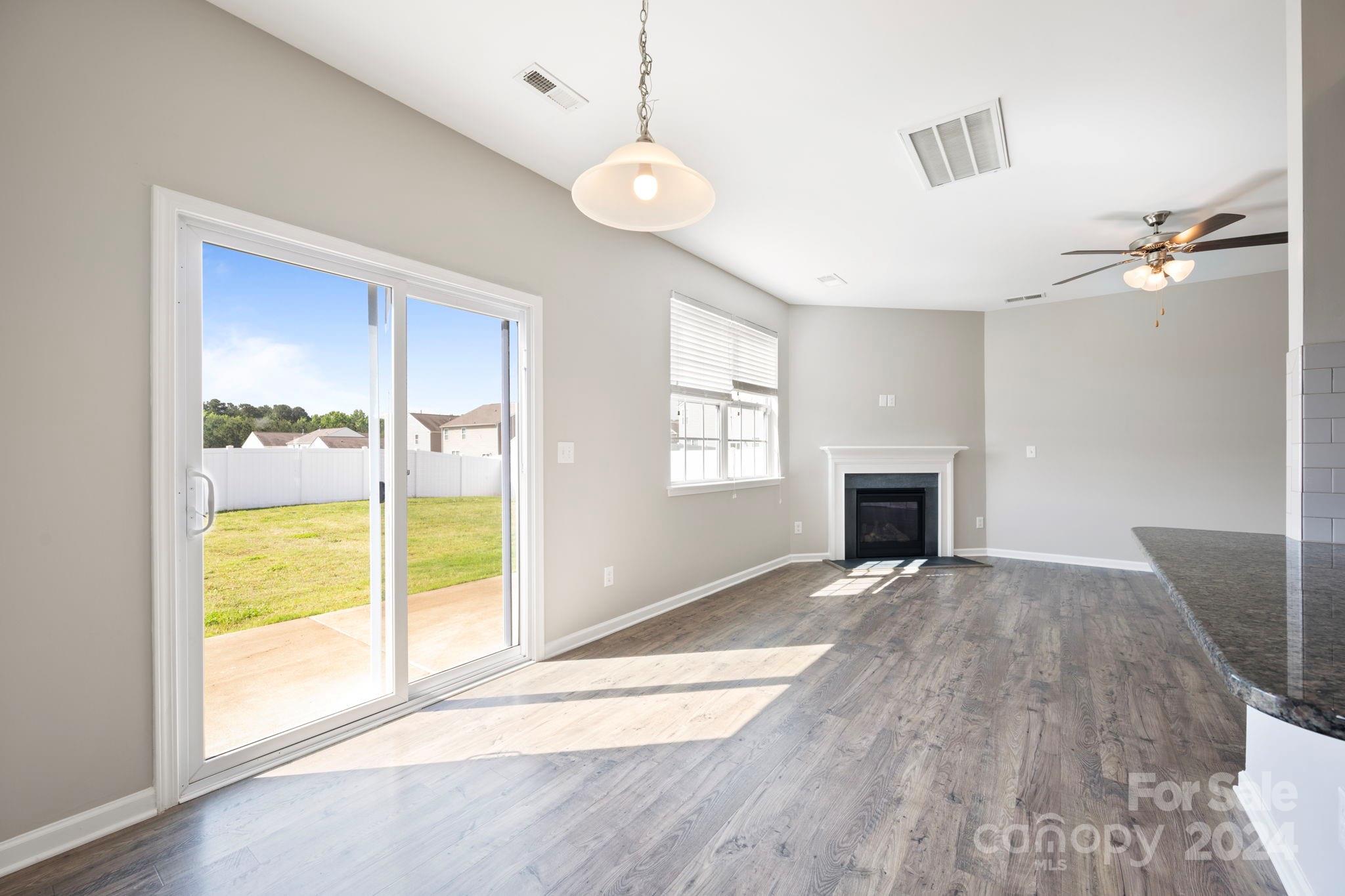 Sutton Farms - Residential