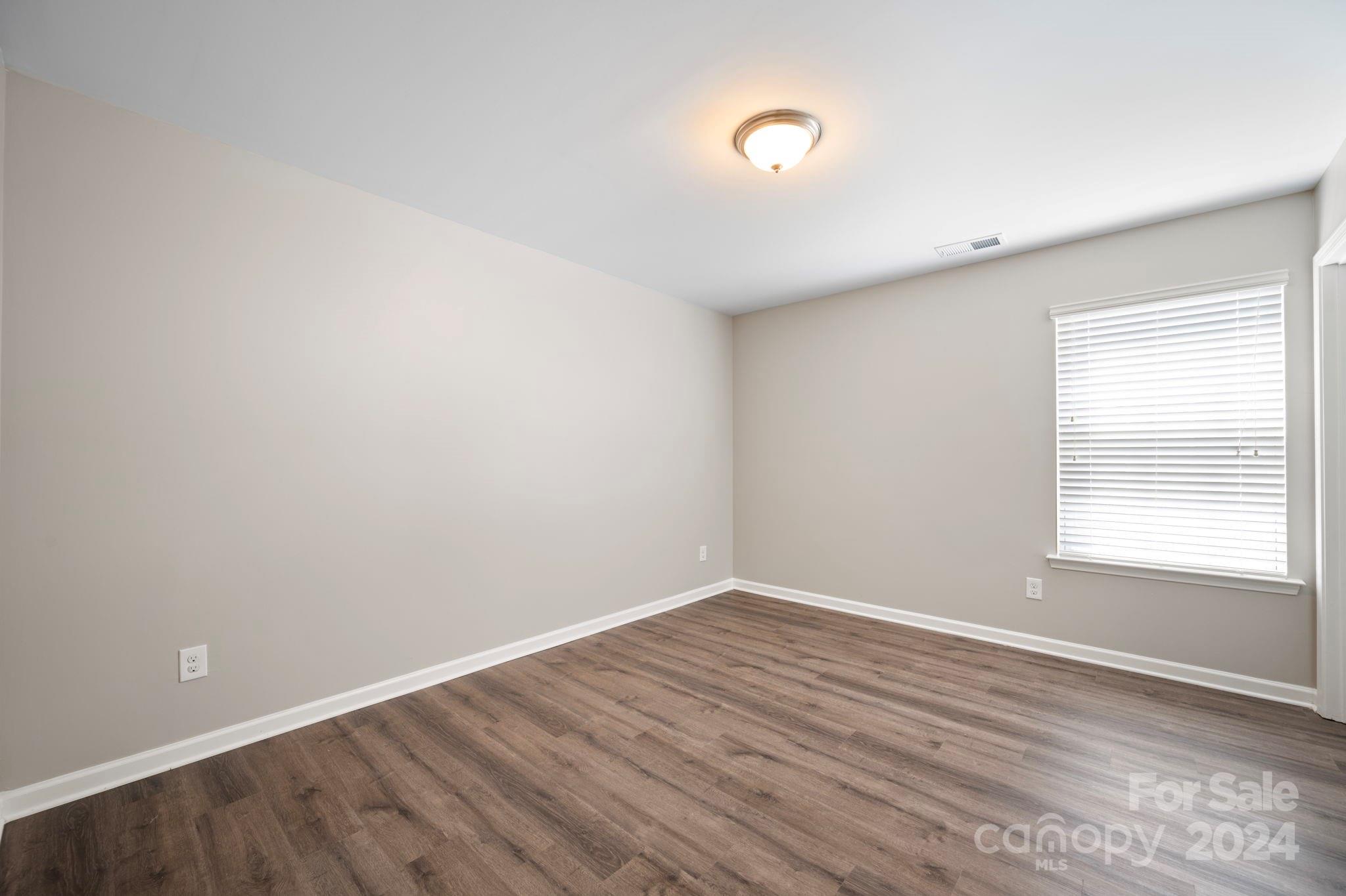 Sutton Farms - Residential