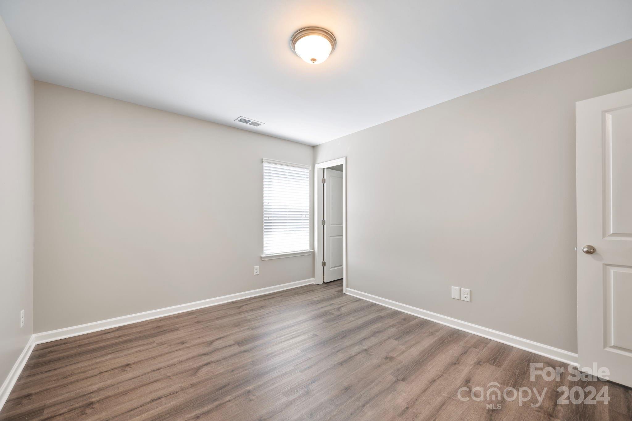 Sutton Farms - Residential