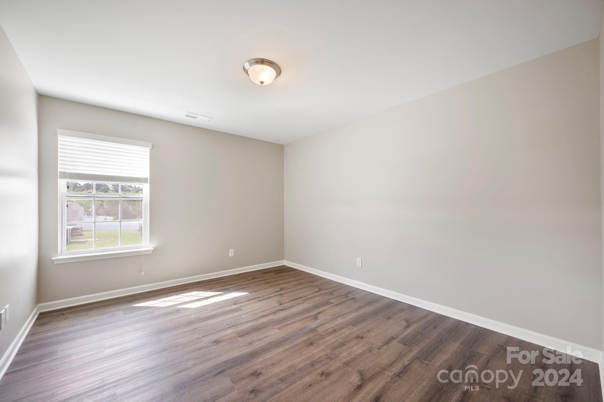 Sutton Farms - Residential