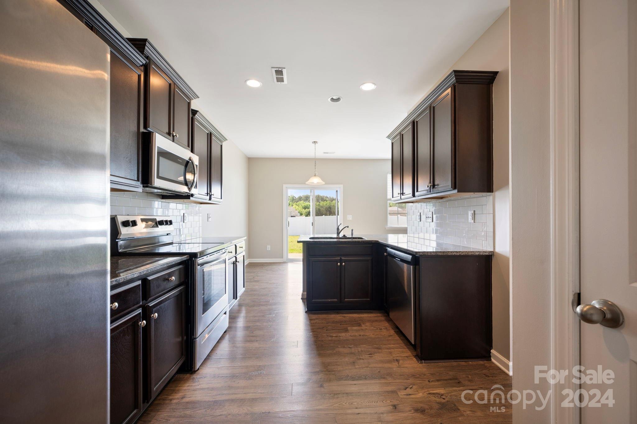 Sutton Farms - Residential