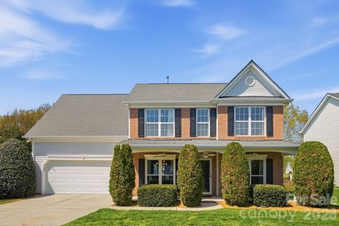 Photo of 1009 Onotoa Drive, Indian Trail, NC 28079 (MLS # 4358436)