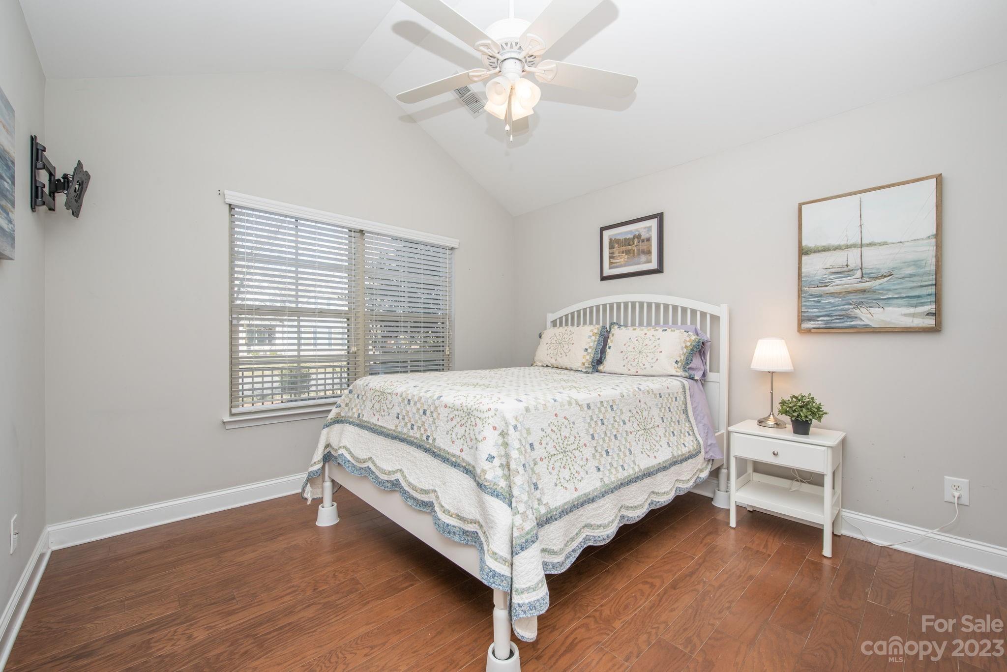 Robinson Oaks - Residential