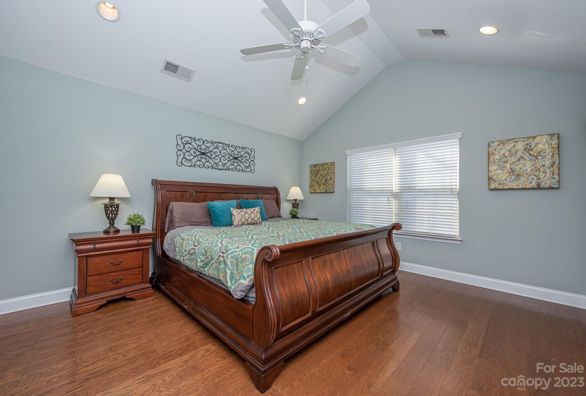 Robinson Oaks - Residential