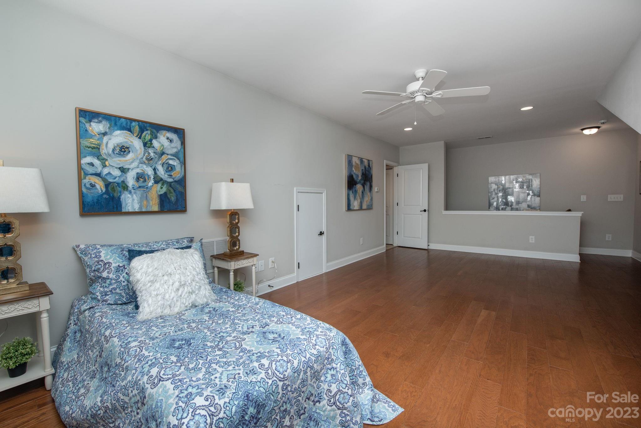 Robinson Oaks - Residential