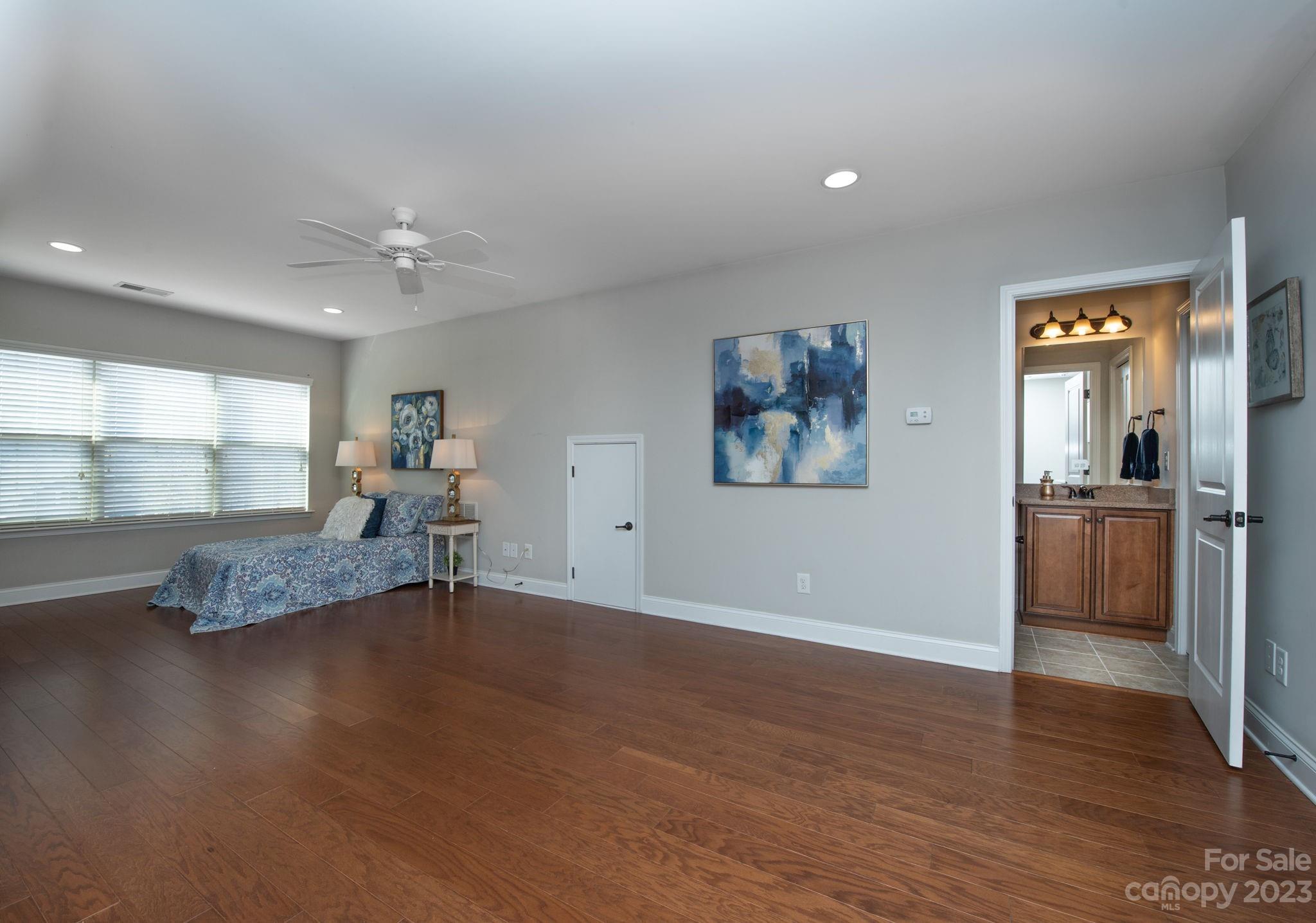 Robinson Oaks - Residential