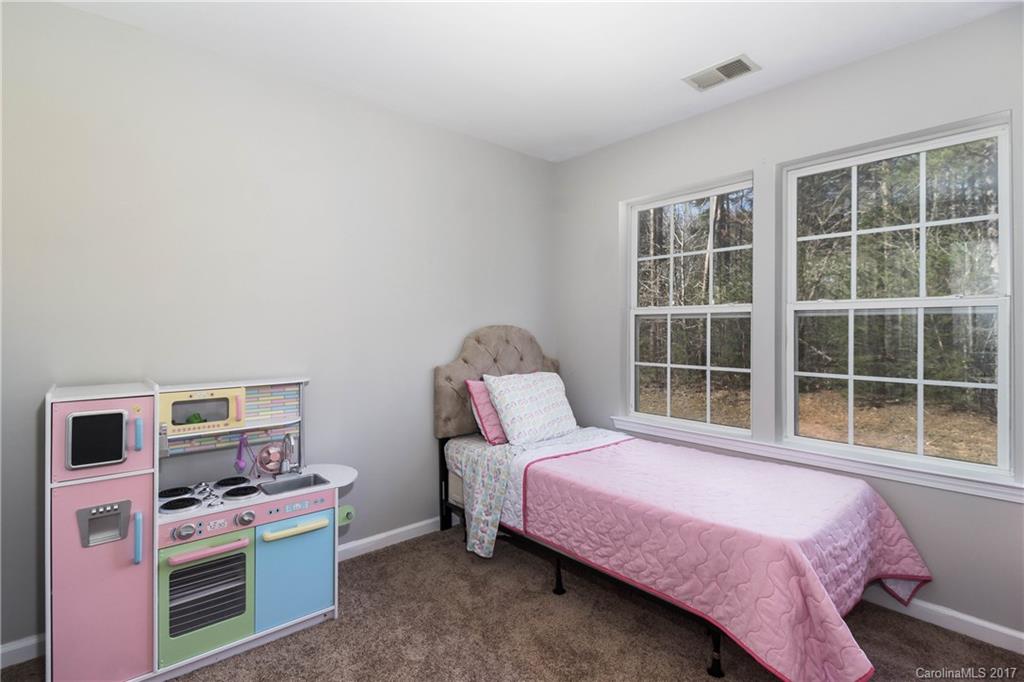 Rozumny Ridge - Residential