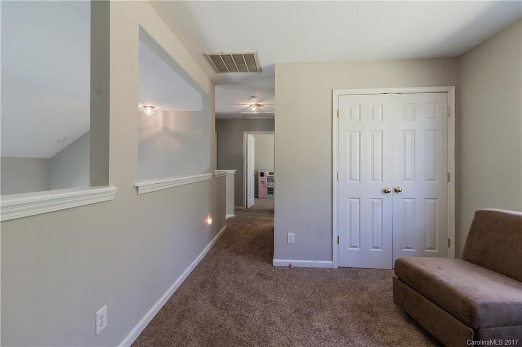 Rozumny Ridge - Residential