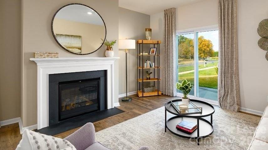 Secrest Commons - Residential Lease