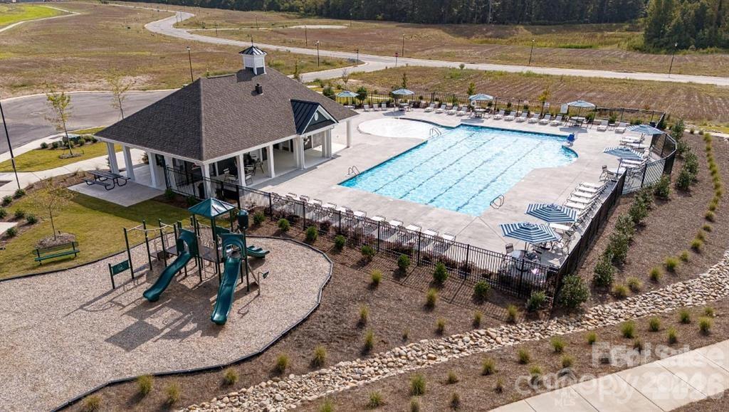 Secrest Commons - Residential Lease