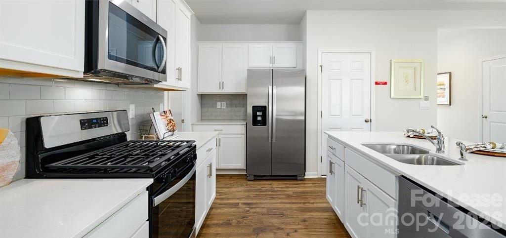 Secrest Commons - Residential Lease