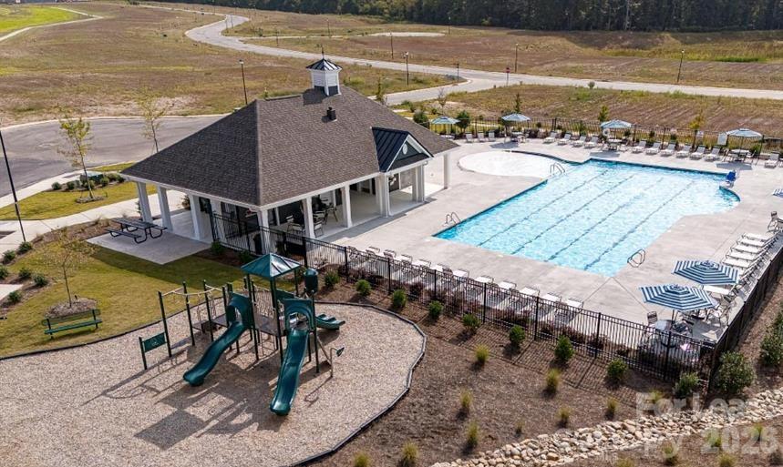 Secrest Commons - Residential Lease