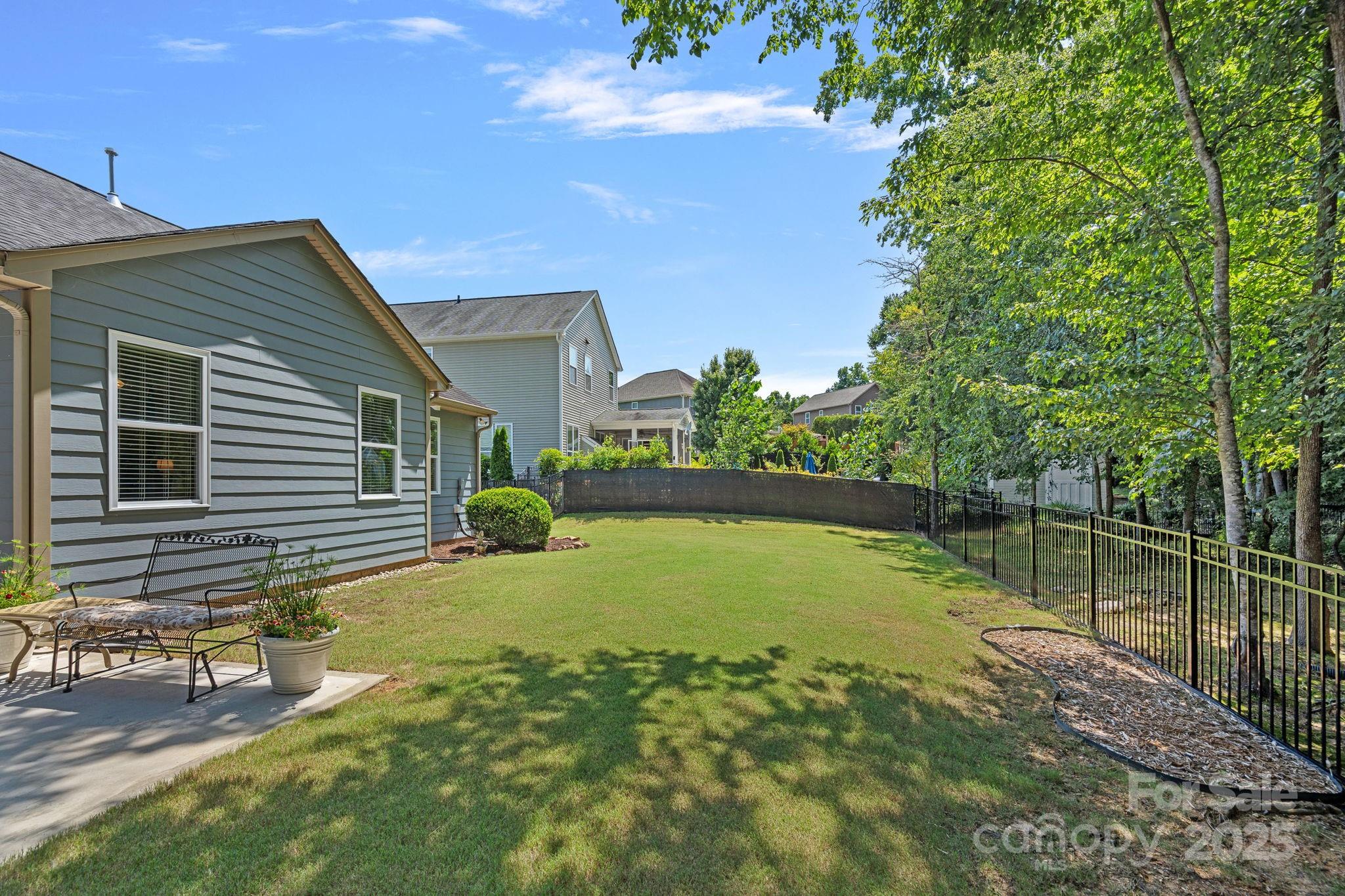 Shelly Woods - Residential