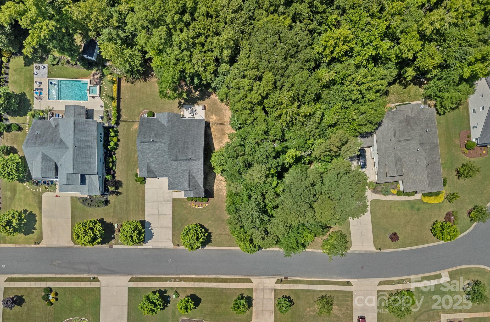 Shelly Woods - Residential