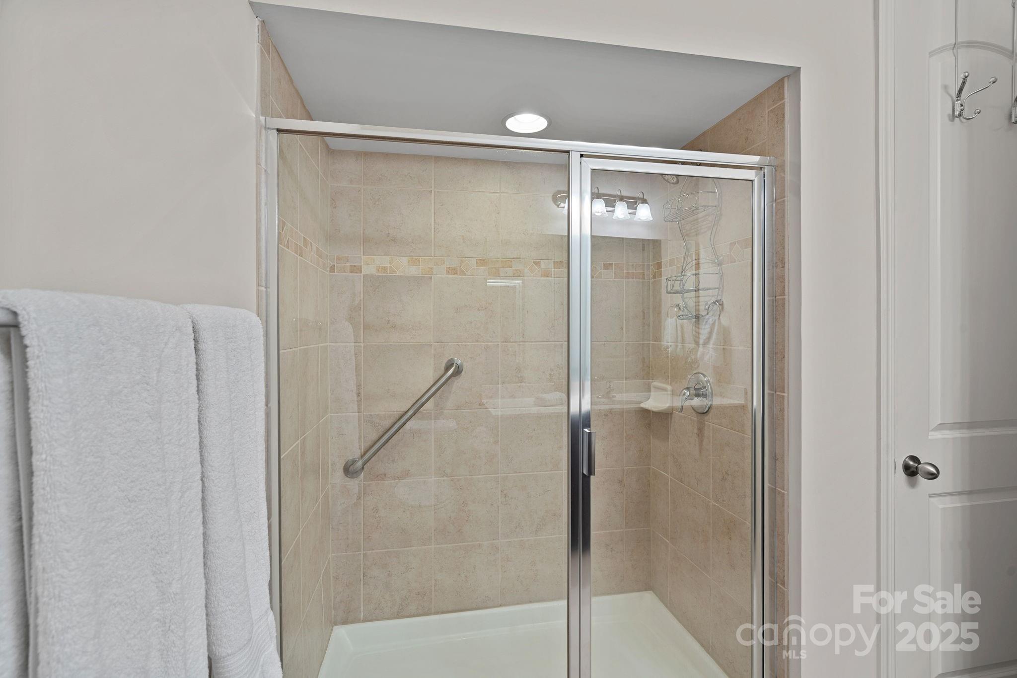 Shelly Woods - Residential