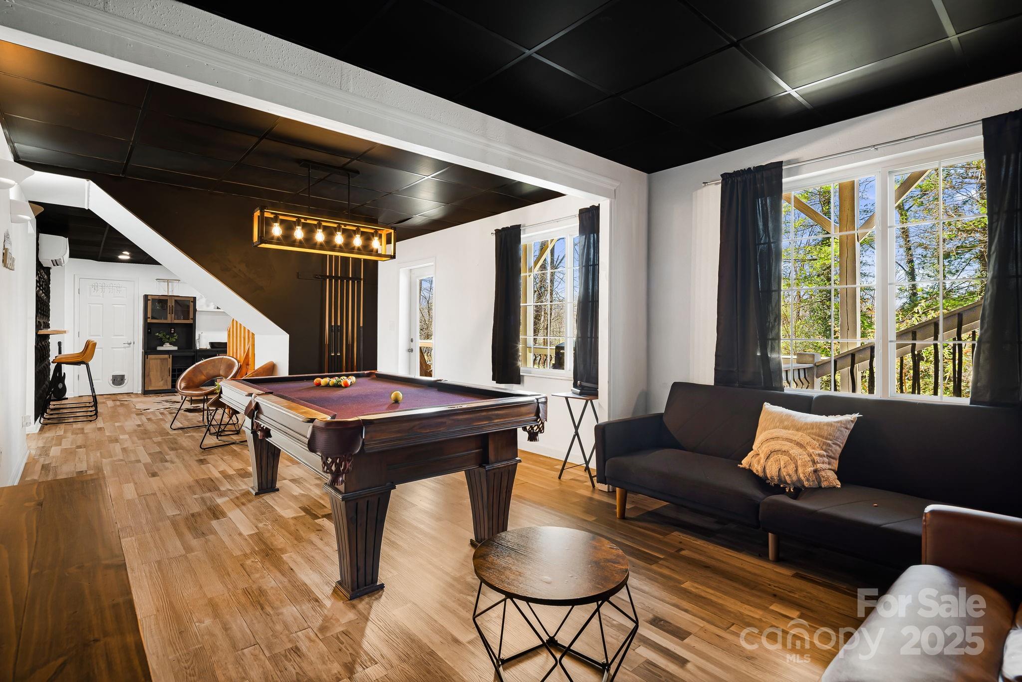 Hickory Hill - Residential