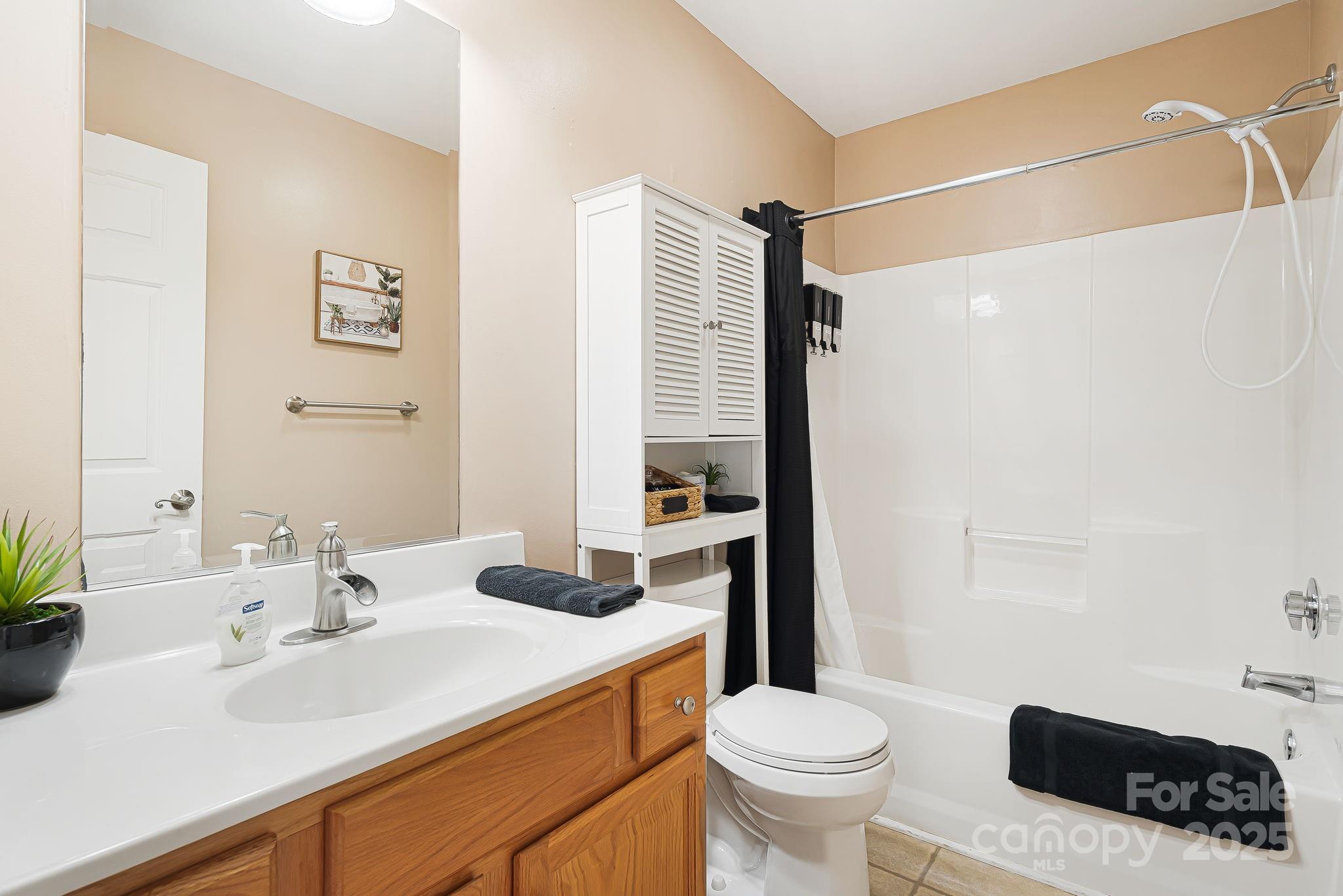 Hickory Hill - Residential