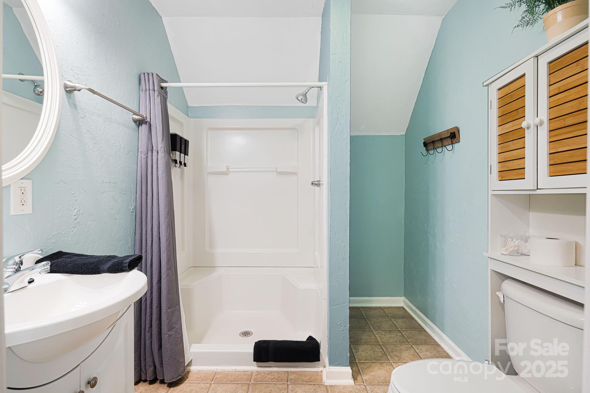 Hickory Hill - Residential