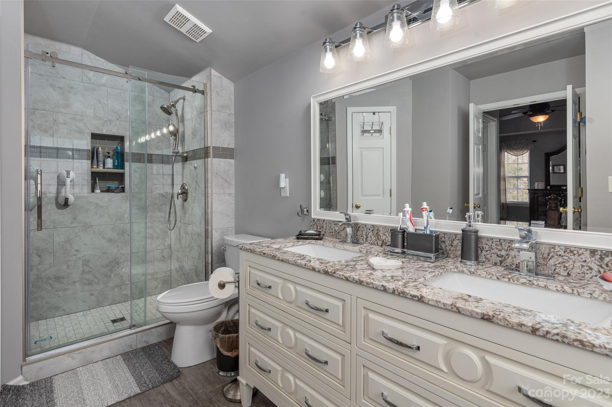 Planters Walk - Residential