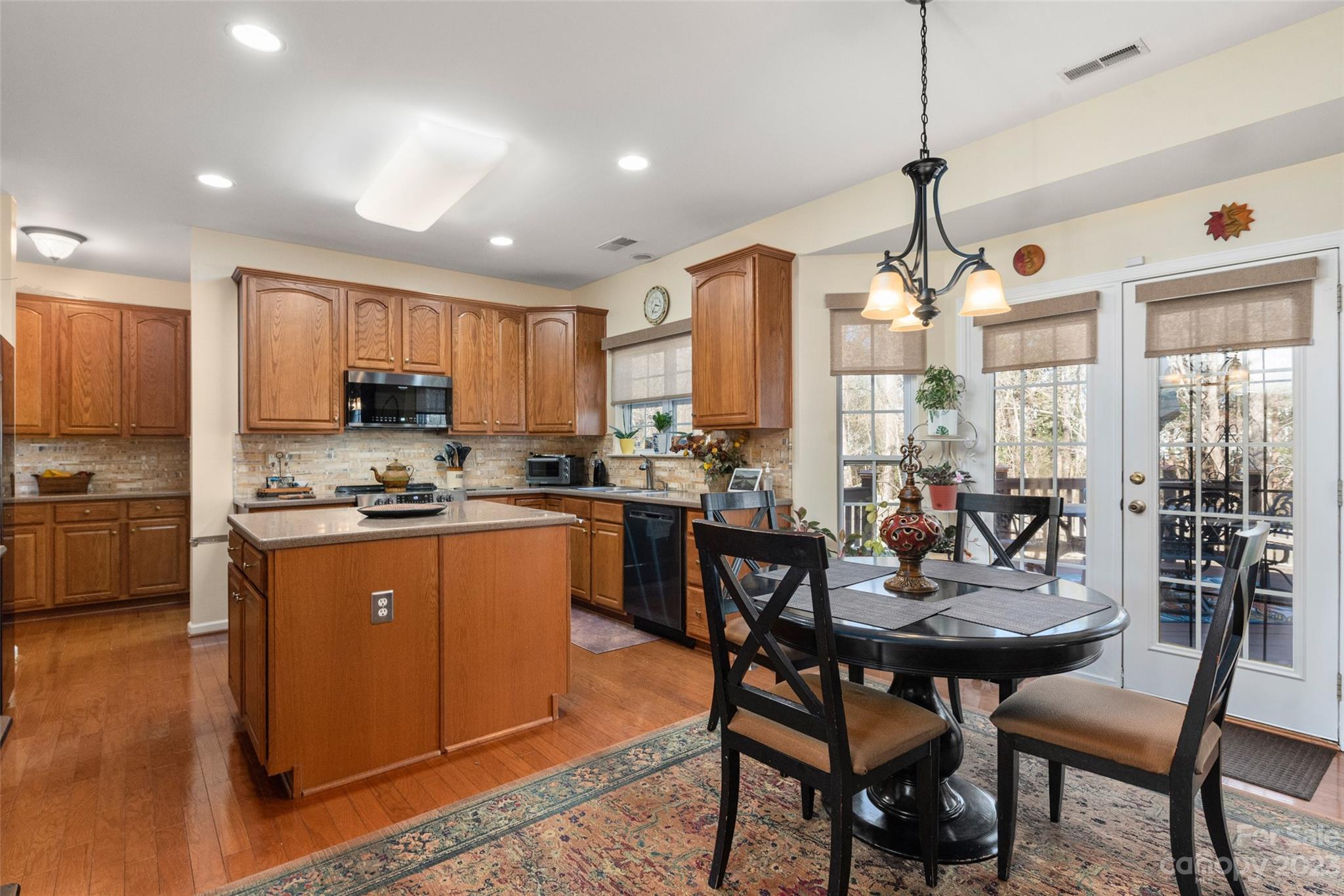 Planters Walk - Residential