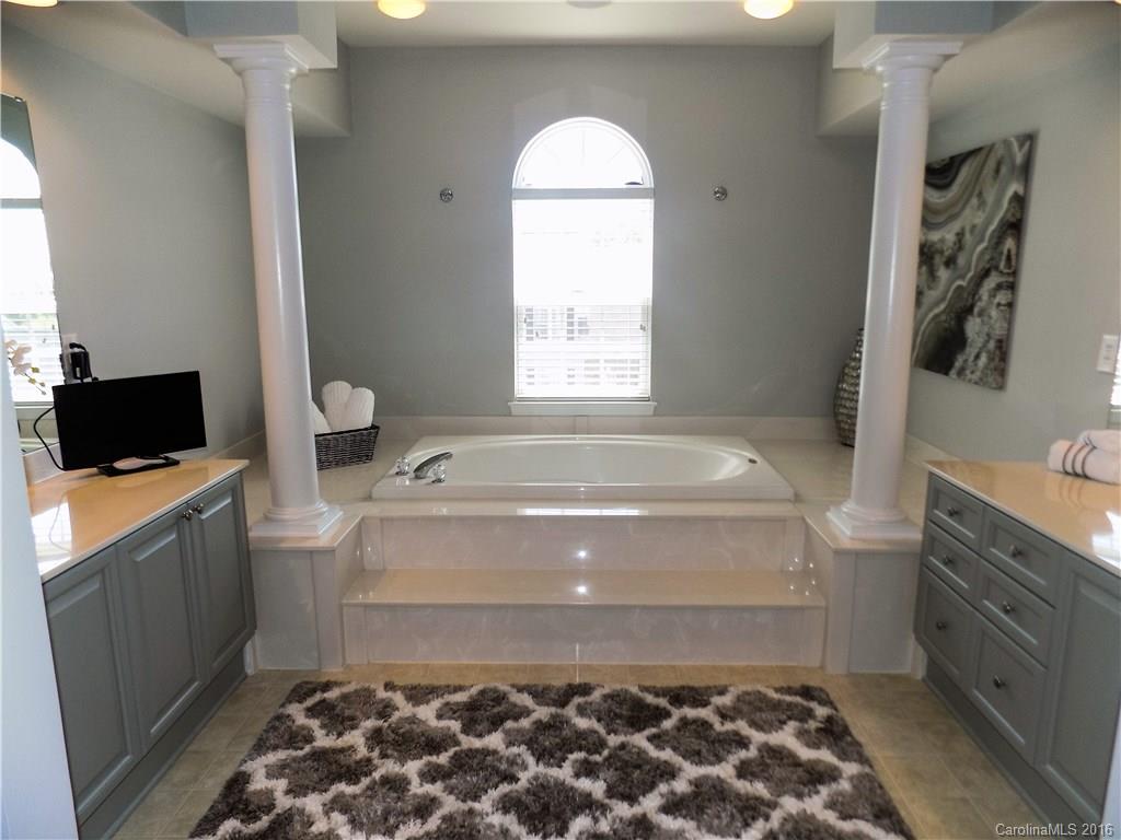 Mt Isle Harbor - Residential