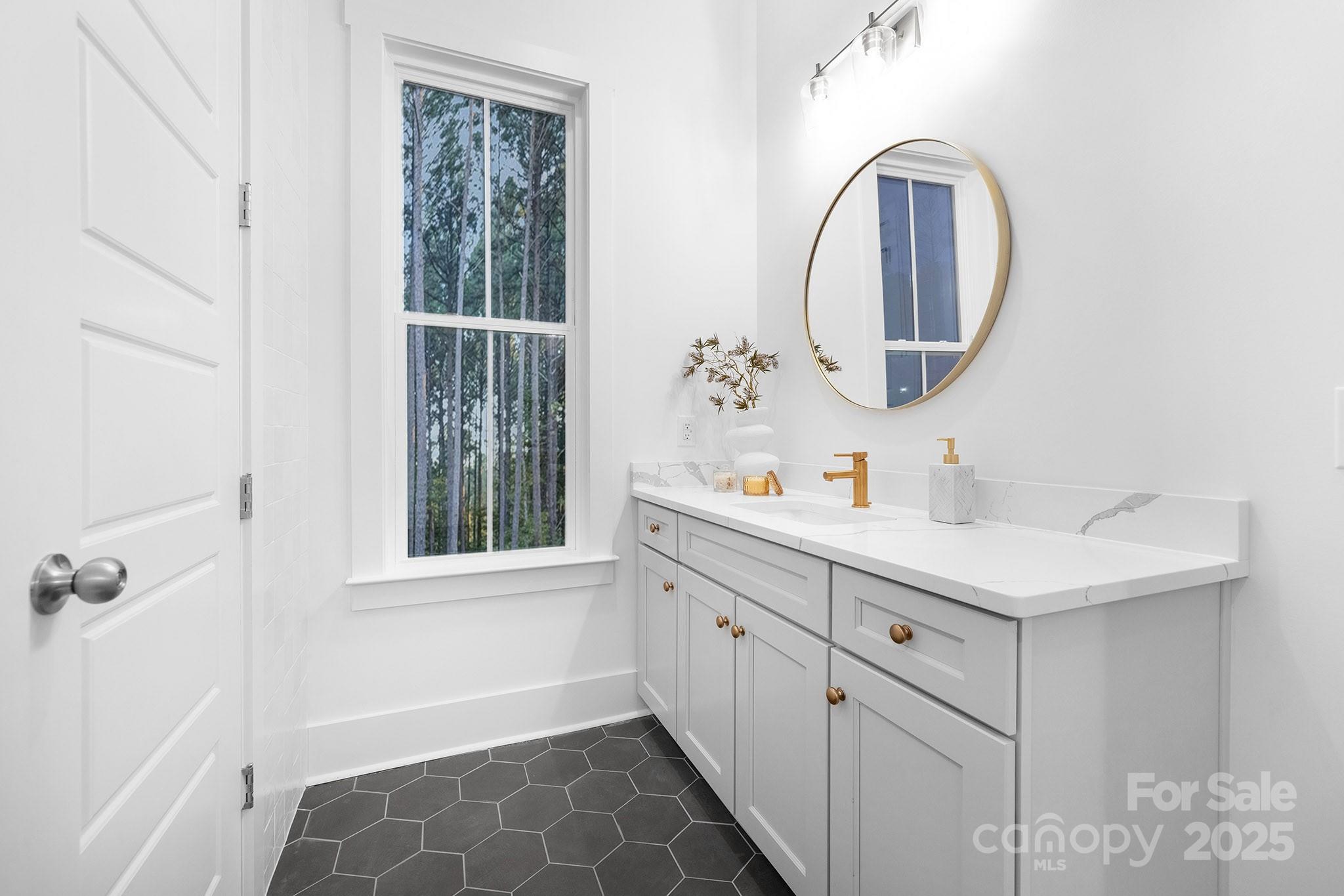 Riverchase Estates - Residential