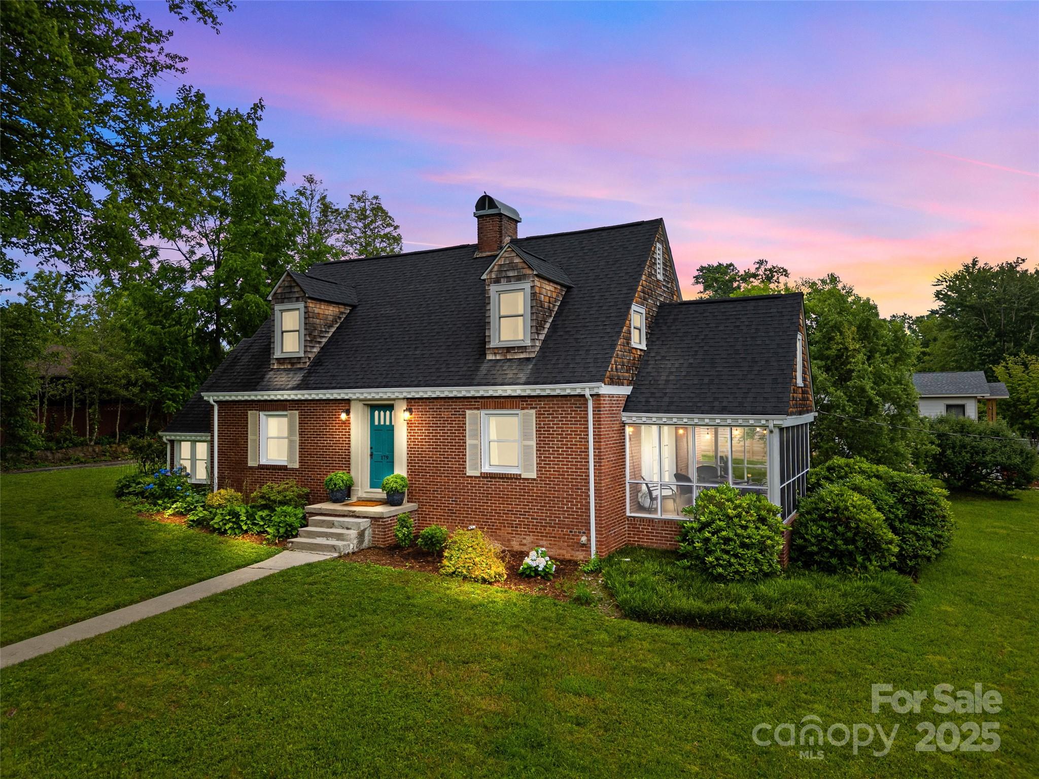 179 N Country Club Road