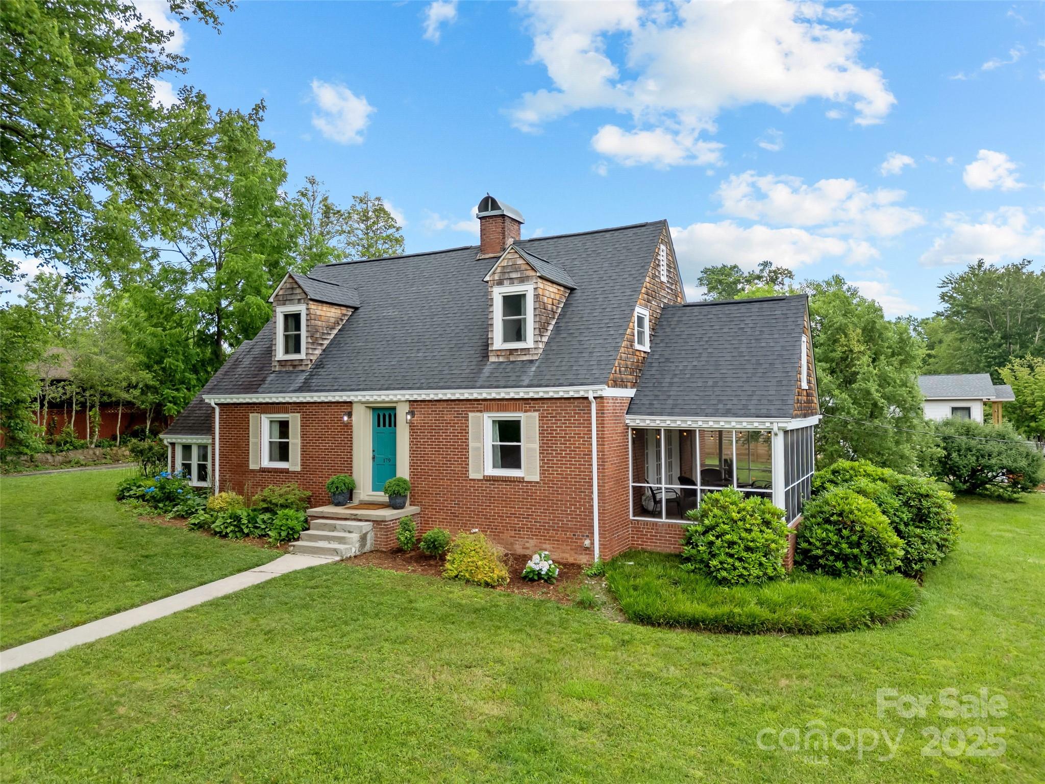 179 N Country Club Road