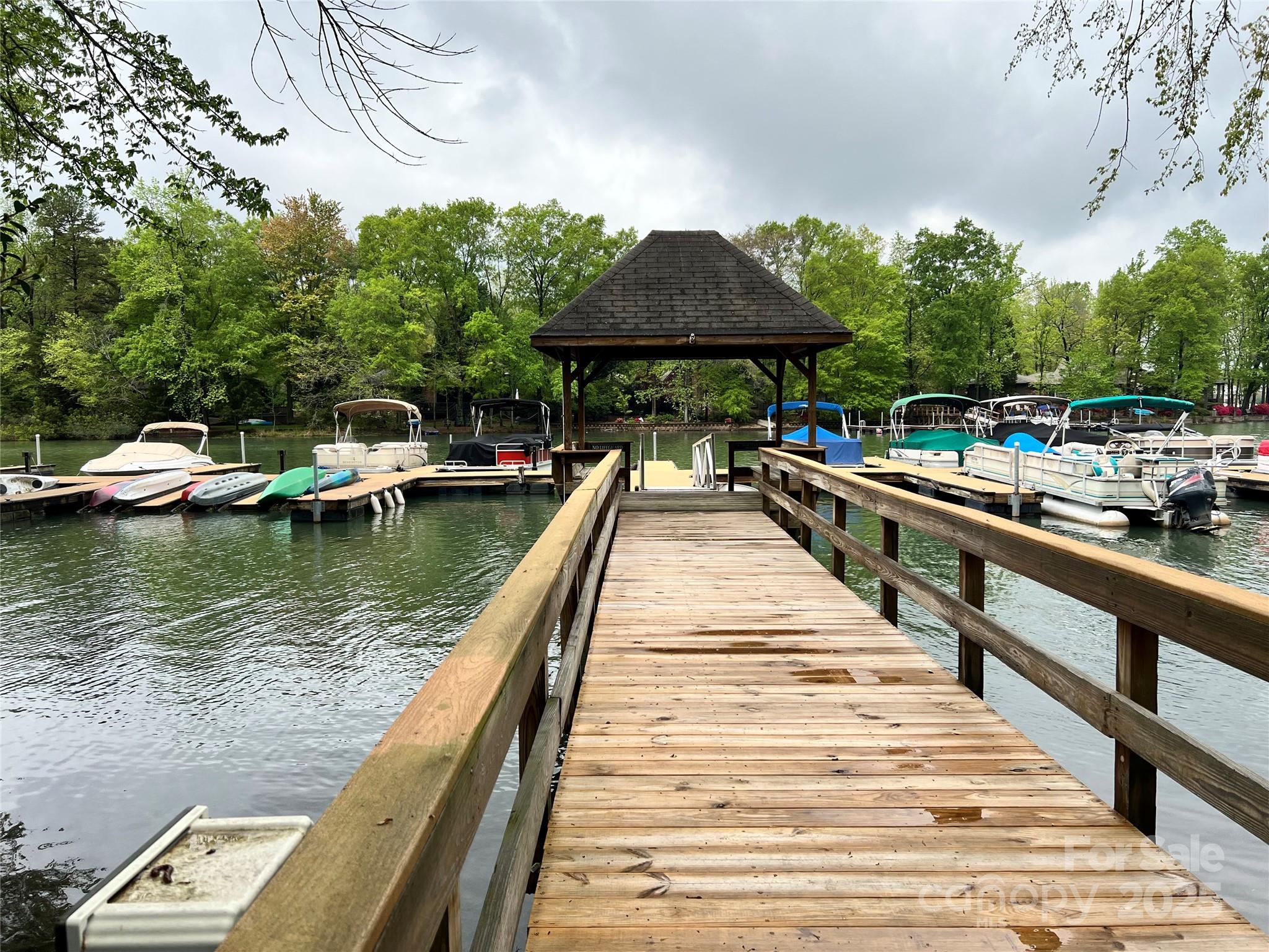 Woods At Lake Davidson - Residential