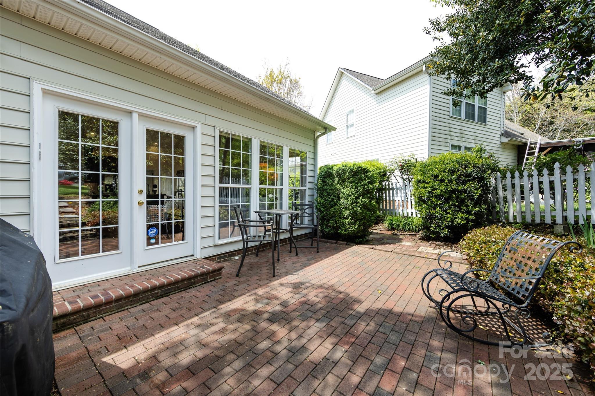 Woods At Lake Davidson - Residential
