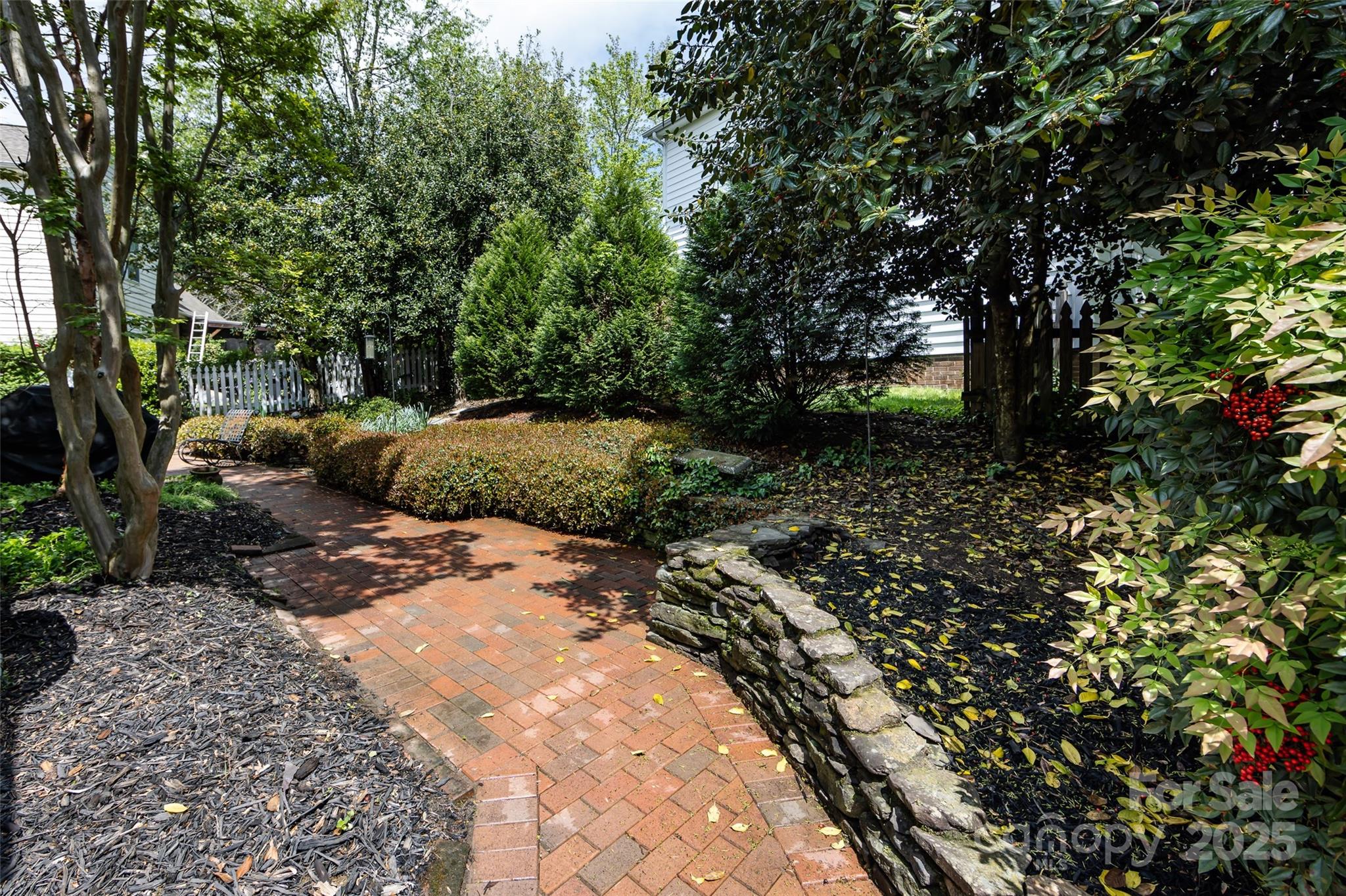 Woods At Lake Davidson - Residential