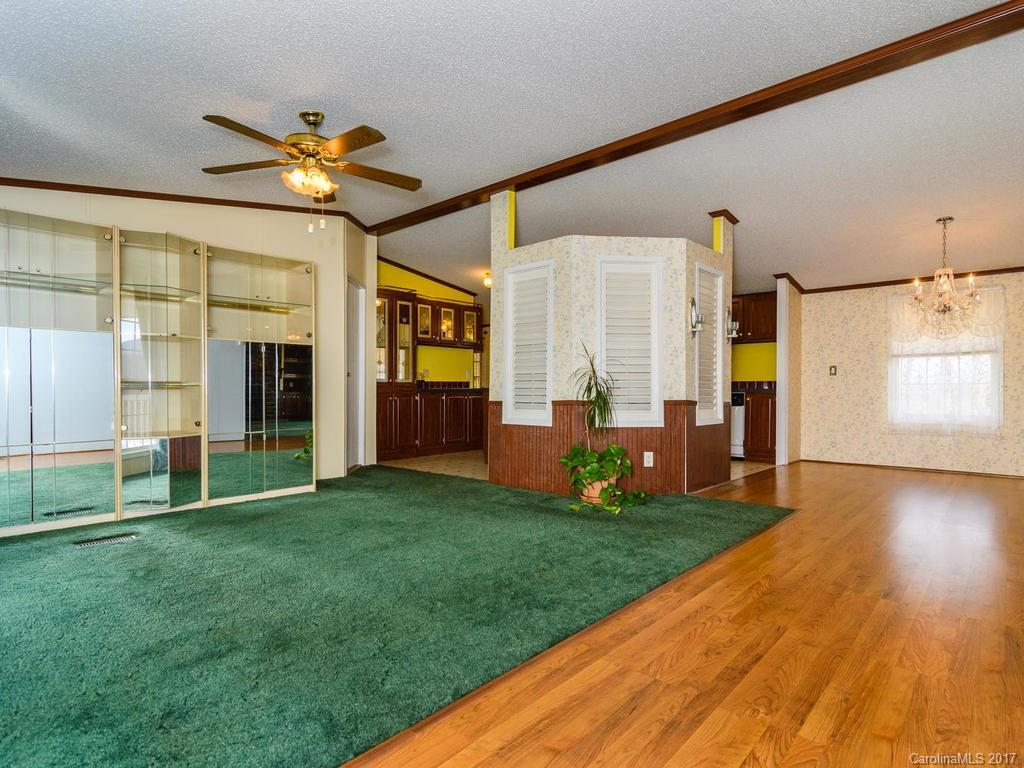 One Oak Estates - Residential