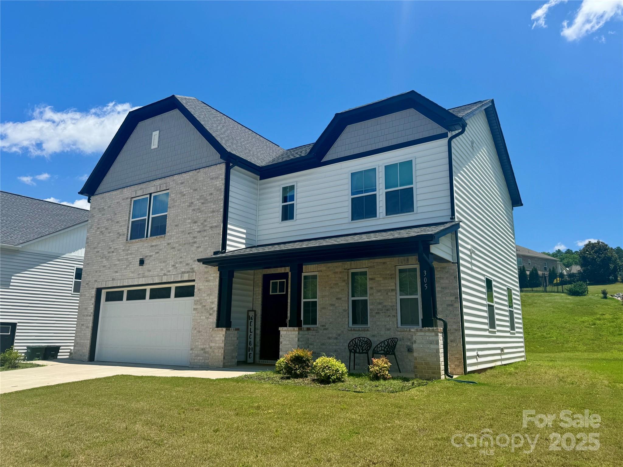 305 Pleasant Hill Drive SE
